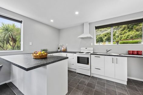 Photo of property in 83 Akatarawa Road, Birchville, Upper Hutt, 5018