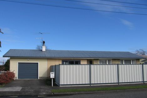 Photo of property in 1 Gort Place, Lansdowne, Masterton, 5810