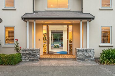 Photo of property in 16 Queenswood Gardens, Mairehau, Christchurch, 8052