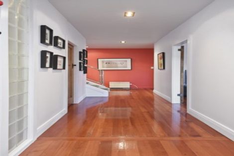 Photo of property in 11 Sunny Brae Crescent, Westmere, Auckland, 1022