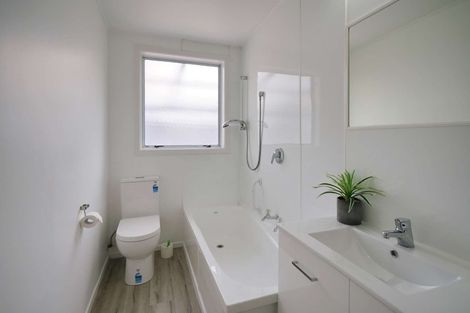 Photo of property in 2/57 Dover Street, St Albans, Christchurch, 8014