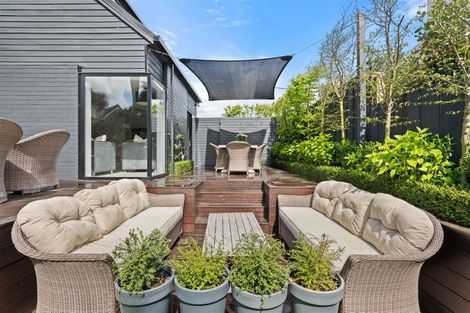 Photo of property in 2/17 Woodford Terrace, Ilam, Christchurch, 8053