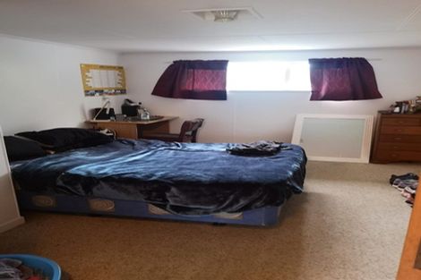 Photo of property in 5 Belgrave Place, Awapuni, Palmerston North, 4412