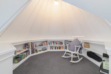 Photo of property in 135 Packe Street, Edgeware, Christchurch, 8013