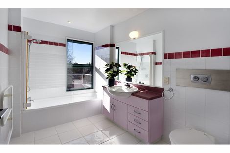 Photo of property in 15 Van Beek Place, Ruby Bay, Mapua, 7005