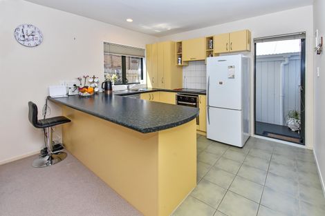 Photo of property in 20b Howe Street, Howick, Auckland, 2014