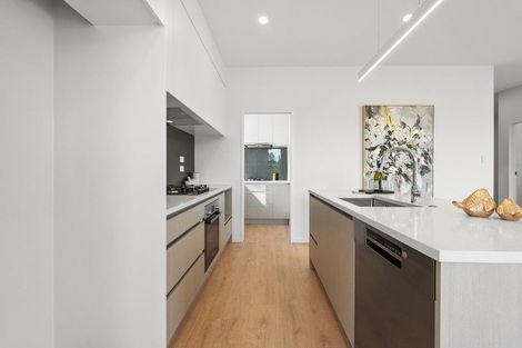 Photo of property in 144a Oaktree Avenue, Browns Bay, Auckland, 0630