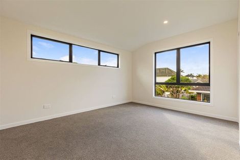 Photo of property in 12a Bluefin Way, West Harbour, Auckland, 0618