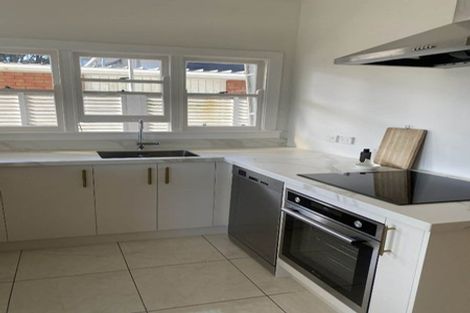Photo of property in 5c Pendarves Street, New Plymouth, 4310