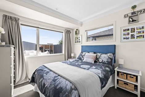 Photo of property in 24 Pelorus Avenue, Poraiti, Napier, 4112