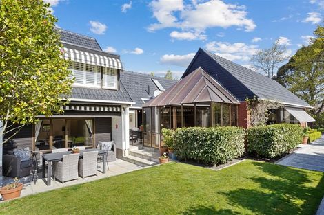 Photo of property in 33 Lavandula Crescent, Burnside, Christchurch, 8042