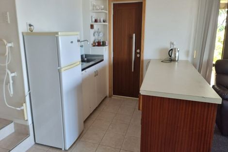 Photo of property in 8 Lawson Way, Weymouth, Auckland, 2103