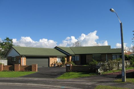 Photo of property in 9 Barton Place, Orewa, 0931