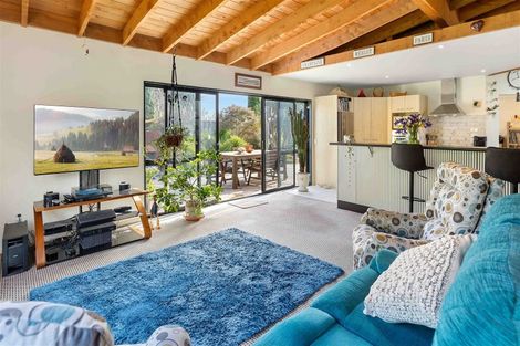 Photo of property in 18 Paetawa Road, Peka Peka, Waikanae, 5391