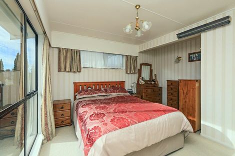 Photo of property in 27 Donegal Crescent, Tamatea, Napier, 4112