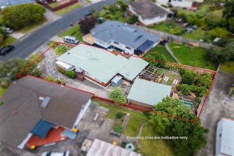 Photo of property in 23 Finlow Drive, Te Atatu South, Auckland, 0610