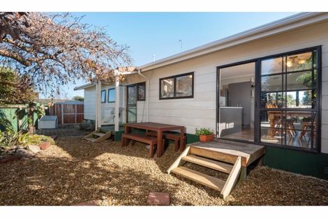 Photo of property in 14 College Place, Poike, Tauranga, 3112