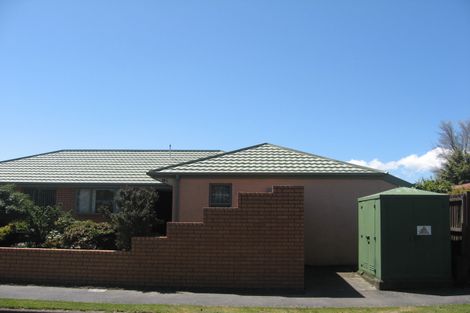Photo of property in 1 Kilsythe Place, Bishopdale, Christchurch, 8053