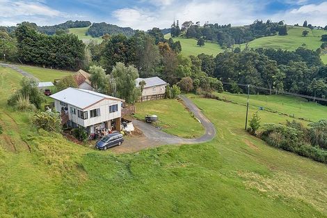 Photo of property in 114 Alcoba Street, Te Kamo, Kamo, 0112