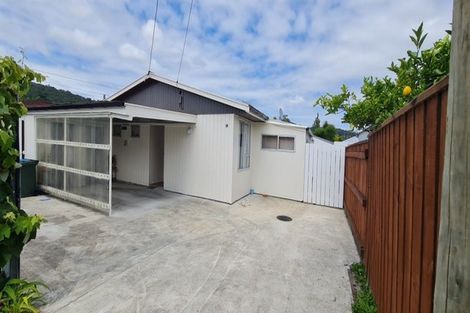 Photo of property in 8a Elizabeth Avenue, Heretaunga, Upper Hutt, 5018
