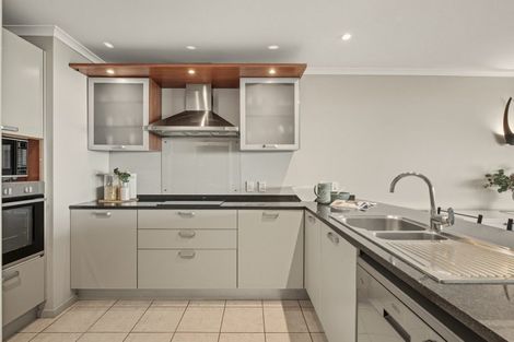 Photo of property in 201/136 Marine Parade, Mount Maunganui, 3116