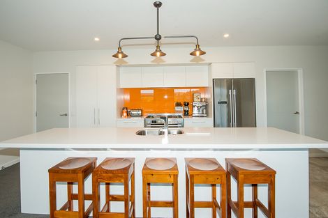 Photo of property in 13 Stowell Drive, Cromwell, 9310