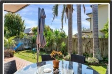 Photo of property in 18 Paradise Point Place, One Tree Point, 0118