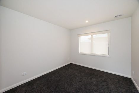 Photo of property in 30 Atlantic Drive, Fitzherbert, Palmerston North, 4410