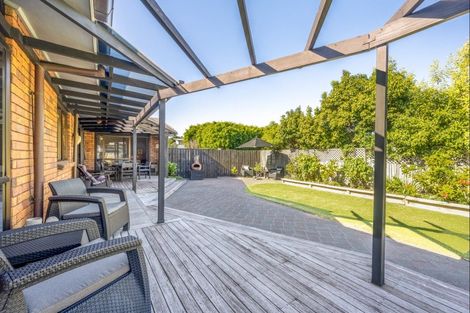 Photo of property in 5 Basilton Close, Bucklands Beach, Auckland, 2012