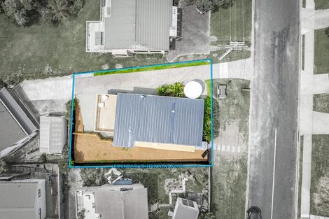 Photo of property in 23 Melandra Road, Stanmore Bay, Whangaparaoa, 0932