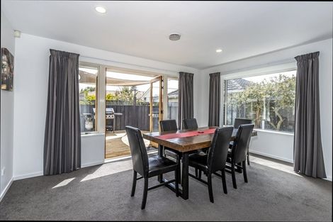 Photo of property in 169 Grimseys Road, Redwood, Christchurch, 8051