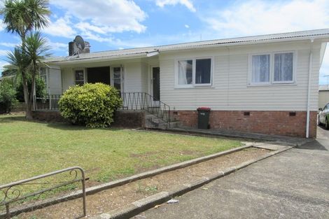 Photo of property in 9 Clayton Road, Manurewa, Auckland, 2102