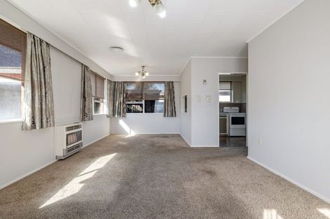 Photo of property in 26 Westmere Place, Takaro, Palmerston North, 4412