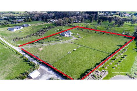 Photo of property in 245a Muriwai Valley Road, Muriwai, Waimauku, 0881