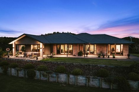 Photo of property in 97 West Ridge Road, Maunu, Whangarei, 0110