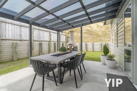 Photo of property in 14 Stony Hill Place, Grenada Village, Wellington, 6037