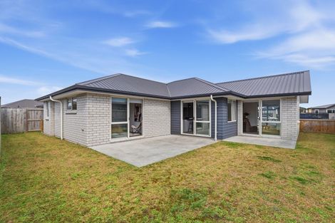 Photo of property in 221 Te Okuroa Drive, Papamoa, 3118