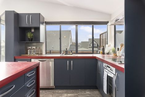 Photo of property in 2/2 Rhodes Fall, Rangatira Park, Taupo, 3330