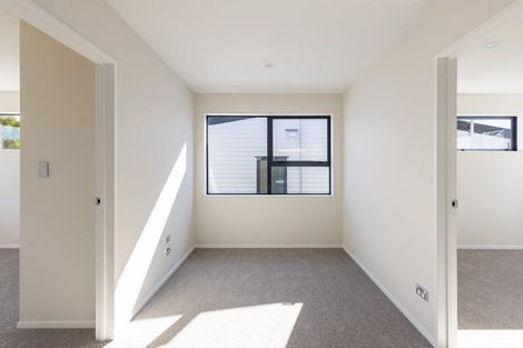 Photo of property in 6c Kaweka Street, New Lynn, Auckland, 0600
