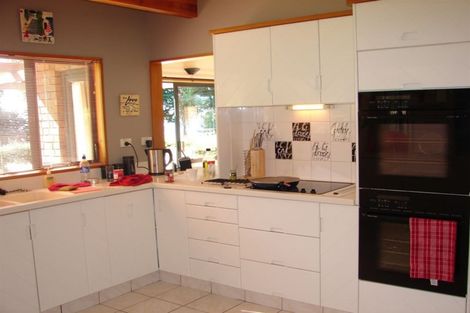 Photo of property in 22 Myrtle Drive, Omokoroa, 3114