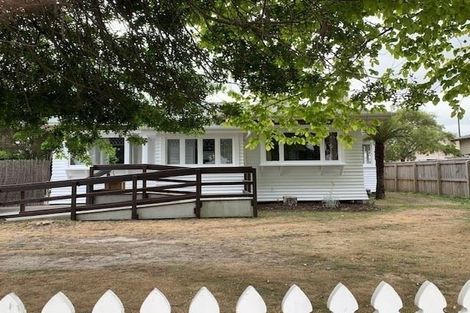 Photo of property in 19 East Street, Feilding, 4702