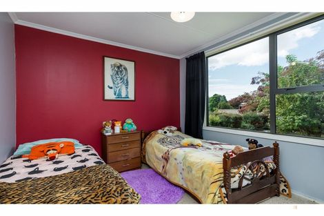 Photo of property in 70 Rhodes Street, Waimate, 7924