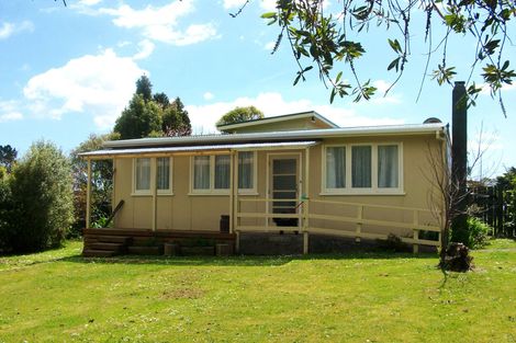 Photo of property in 2 Pokohui Avenue, Raglan, 3225