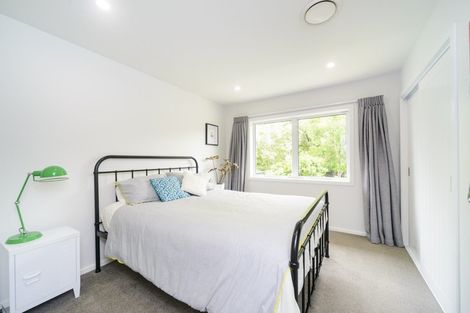 Photo of property in 3 Waimarama Court, Roslyn, Palmerston North, 4414