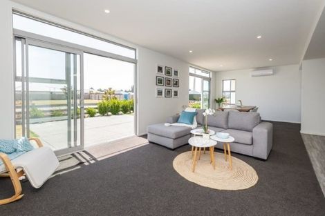 Photo of property in 1 Catchpole Place, Woodend, 7610