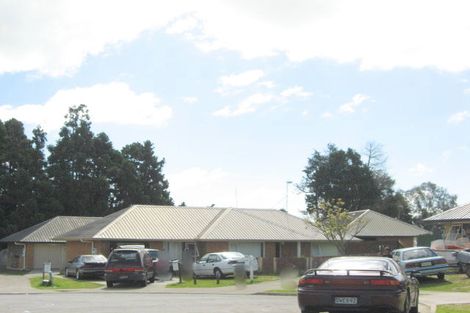 Photo of property in 18 Corkill Place, Papakura, 2110