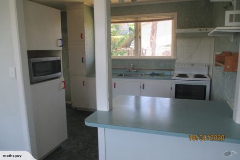 Photo of property in 1/3a Huapai Street, Onehunga, Auckland, 1061