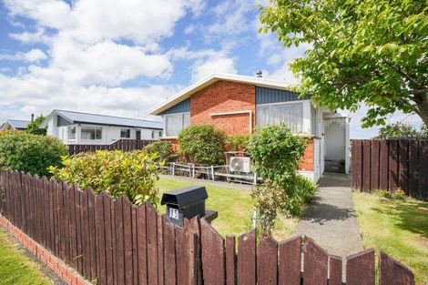 Photo of property in 15 Nevis Crescent, Grasmere, Invercargill, 9810