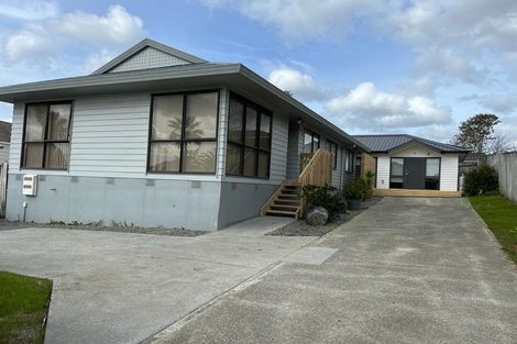 Photo of property in 14 Caribbean Drive, Unsworth Heights, Auckland, 0632
