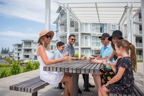 Photo of property in 117 Hibiscus Drive, Orewa, 0931